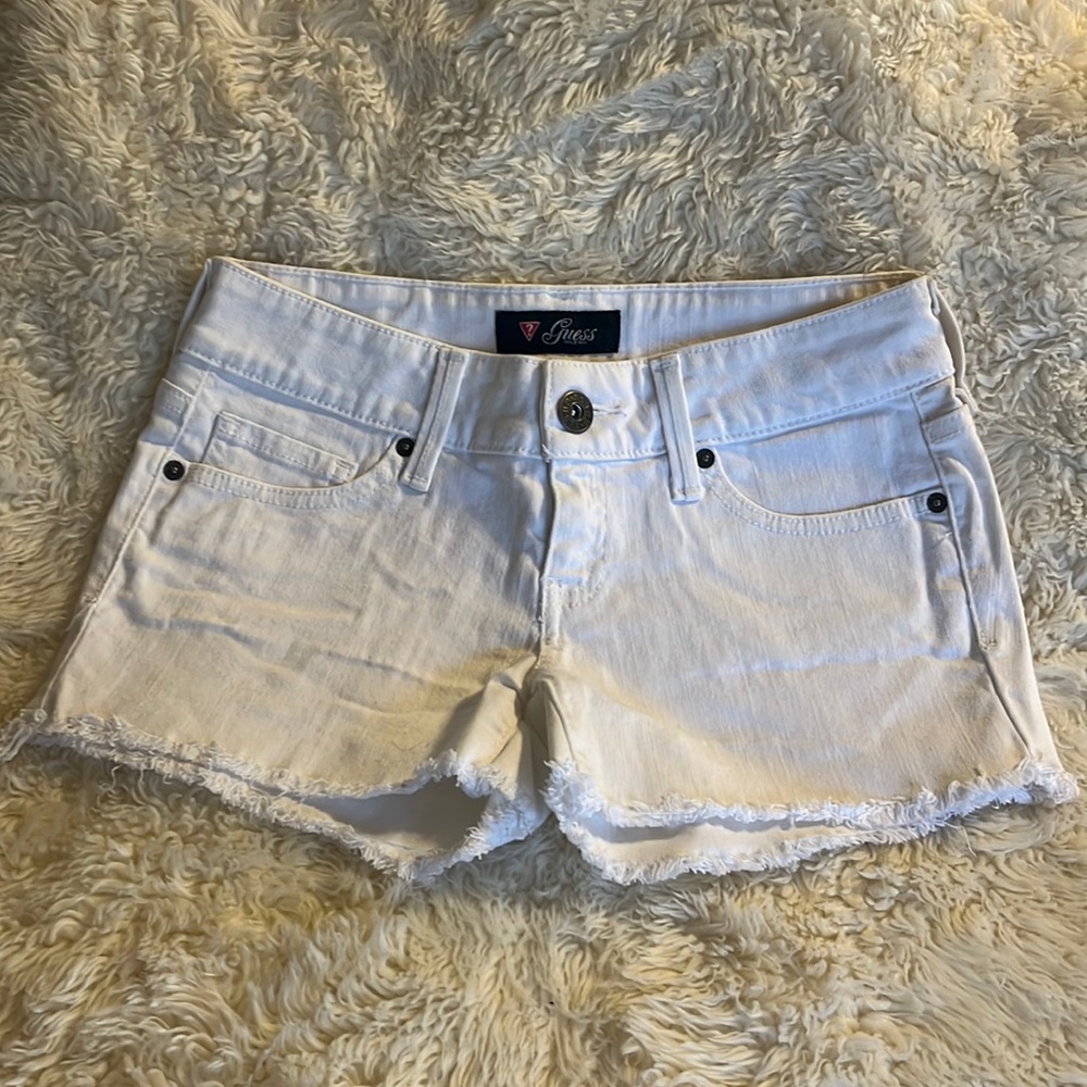 Guess jean shorts size 26